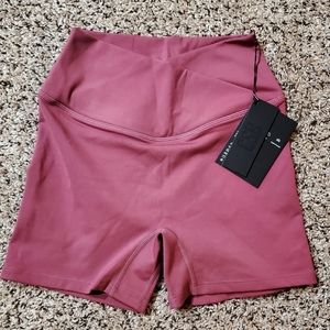 Crop shop boutique 4" Serenity shorts